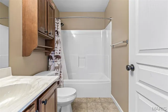 $405,000 | 750 Lost Canyon Boulevard, Wentzville, MO 63385