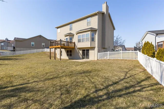 $405,000 | 750 Lost Canyon Boulevard, Wentzville, MO 63385