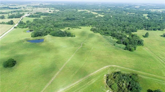 $1,904,000 | East 360th Street, Gilman City, MO 64642