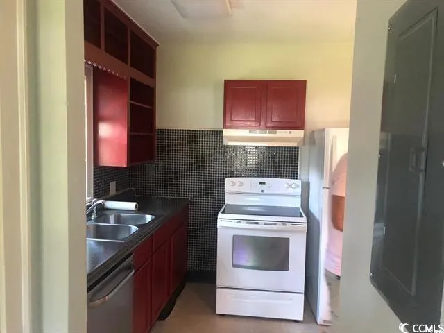 $749,900 | 414 36th Avenue North, Myrtle Beach, SC 29577