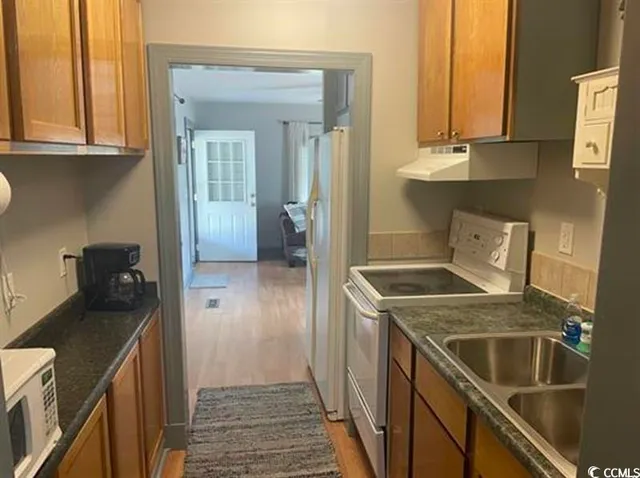 $749,900 | 414 36th Avenue North, Myrtle Beach, SC 29577