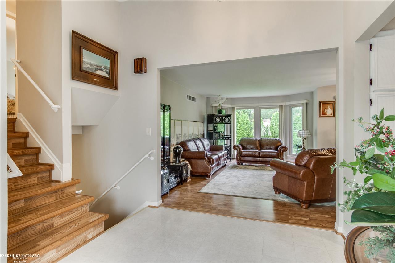15057 Riverside Street Livonia, MI 48154 - Photo 9 of 39 Gallery Image 9