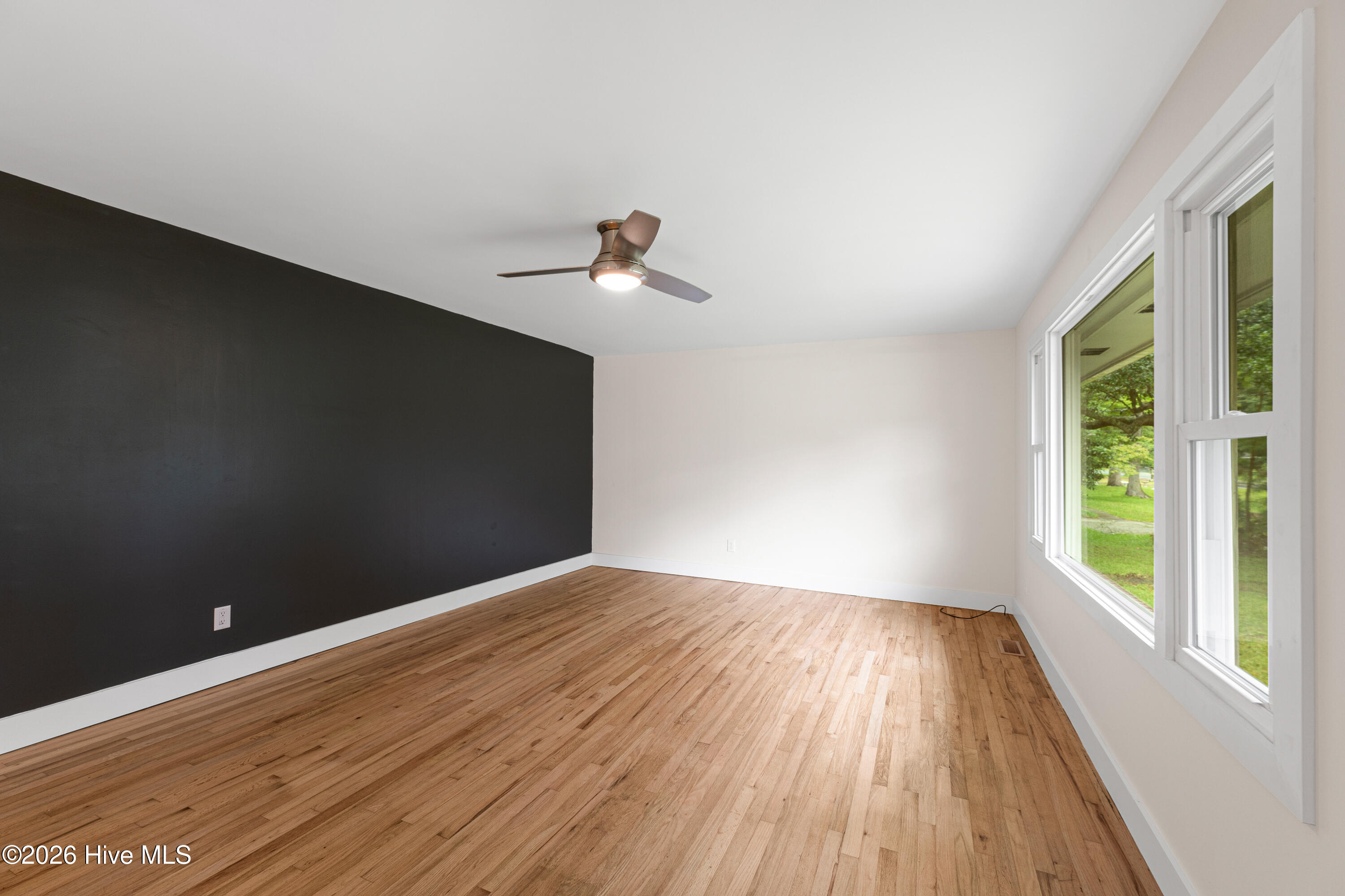 4111 Country Club Road Morehead City, NC 28557 - Photo 5 of 50 Gallery Image 5