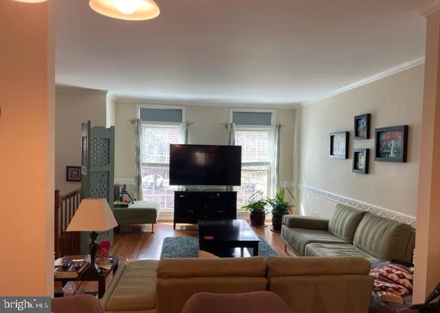 8023 Tanworth Court Springfield, VA 22152 - Photo 4 of 9