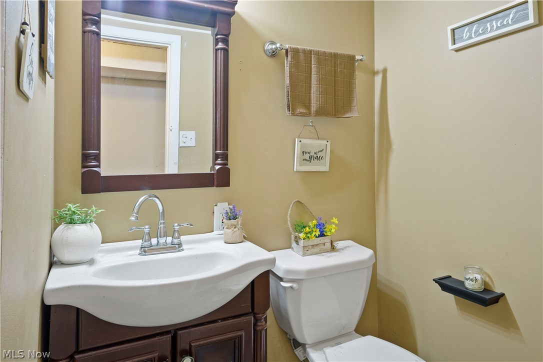 9313 Roxbury Road Parma Heights, OH 44130 - Photo 21 of 22