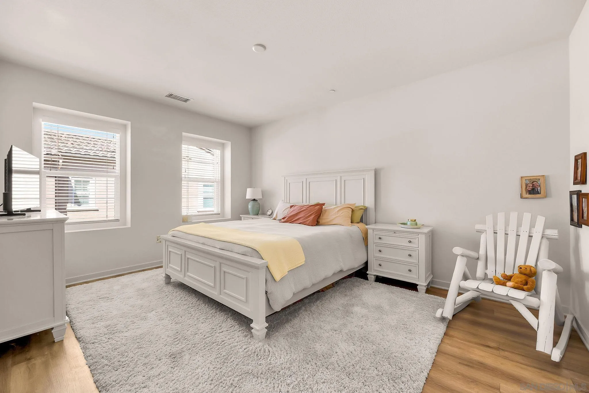122 Diamante Road San Marcos, CA 92078 - Photo 7 of 21 Primary Bedroom