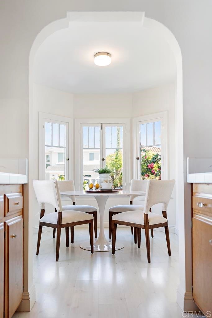 304 La Veta Avenue Encinitas, CA 92024 - Photo 5 of 14 a view of a dining room with furniture and window