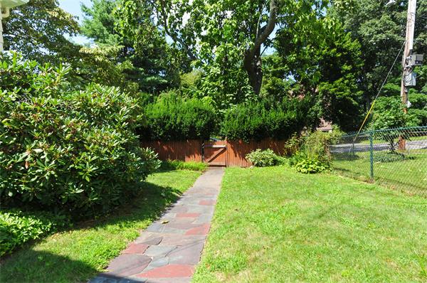 240 West Roxbury Parkway Boston, MA 02467 - Photo 26 of 30 Gallery Image 26