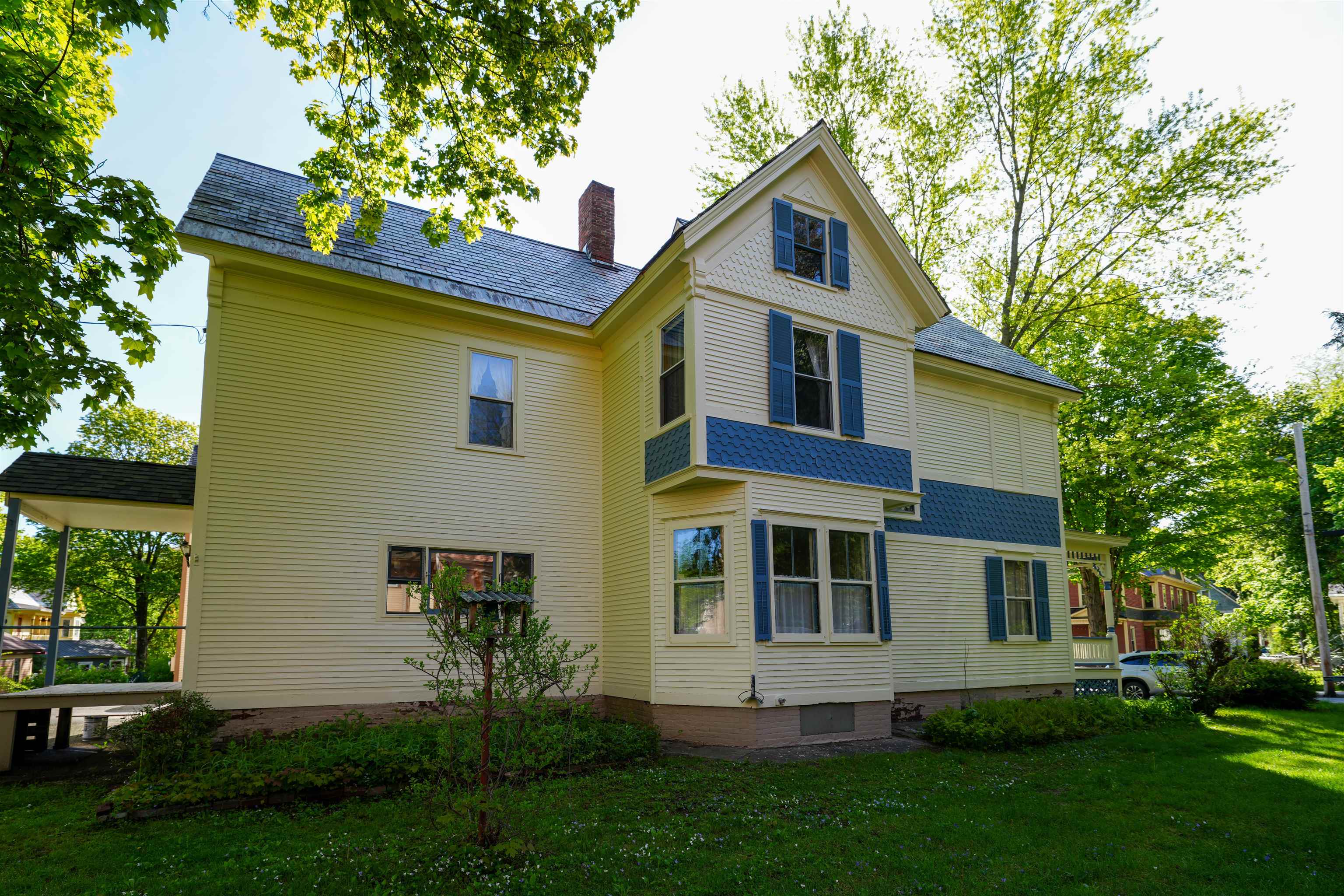 9 Burt Street Rockingham, VT 05101 - Photo 3 of 34