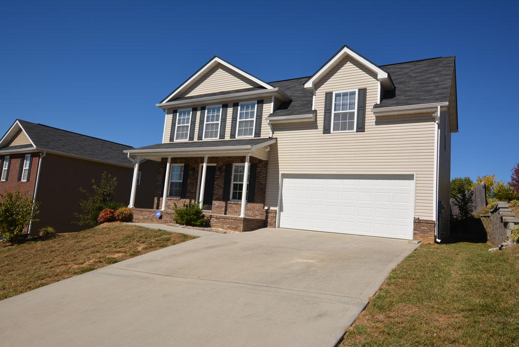 4919 Falling Star Lane Powell, TN 37849 - Photo 2 of 28 A