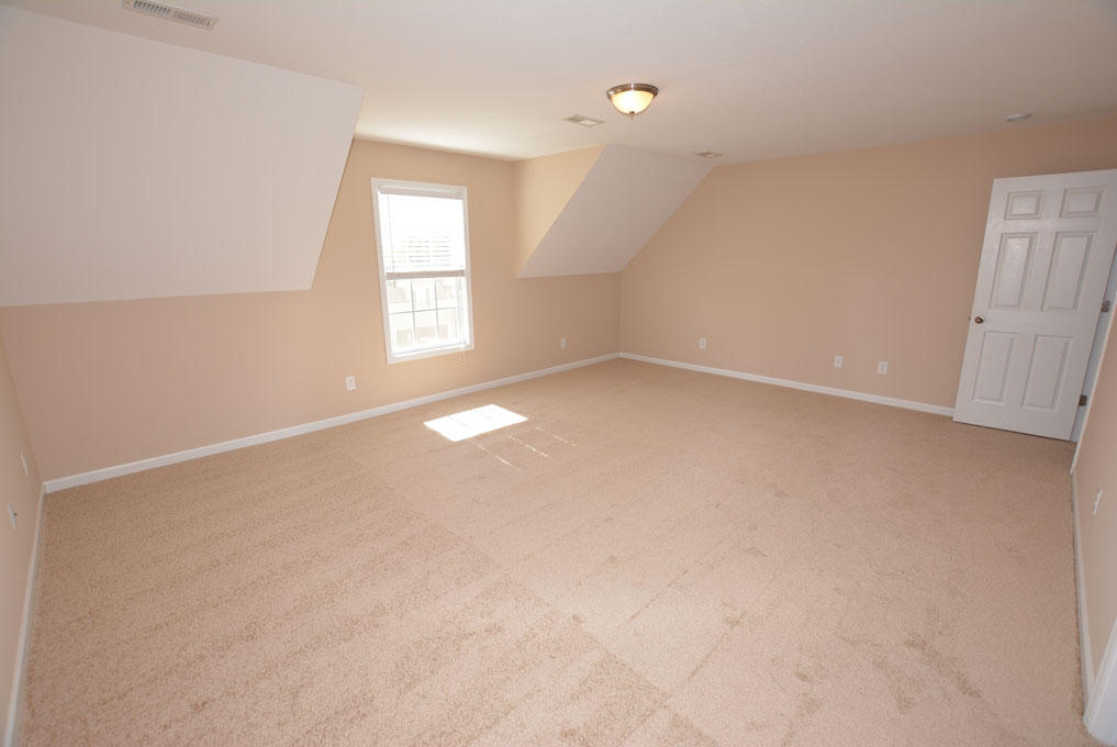 4919 Falling Star Lane Powell, TN 37849 - Photo 14 of 28 N