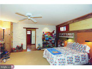 264 Headquarters Road Erwinna, PA 18920 - Photo 4 of 6 Gallery Image 4