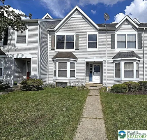 $2,000 | 327 Hill Road, Whitehall, PA 18052