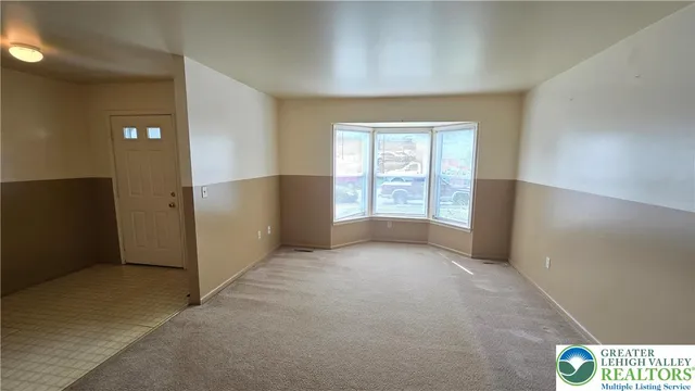 $2,000 | 327 Hill Road, Whitehall, PA 18052