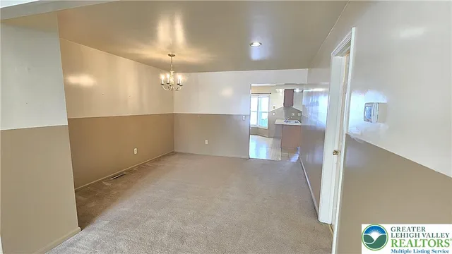 $2,000 | 327 Hill Road, Whitehall, PA 18052