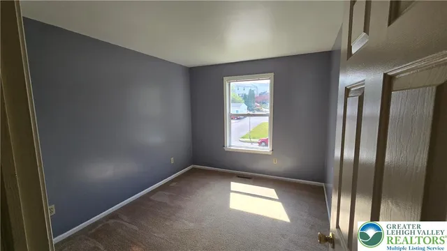 $2,000 | 327 Hill Road, Whitehall, PA 18052