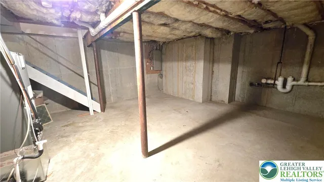 $2,000 | 327 Hill Road, Whitehall, PA 18052