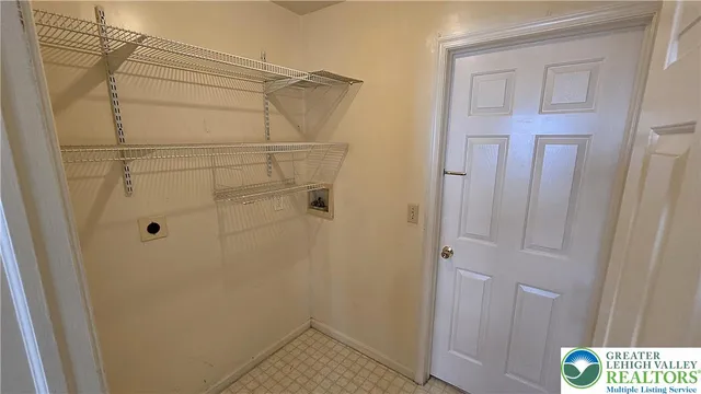 $2,000 | 327 Hill Road, Whitehall, PA 18052