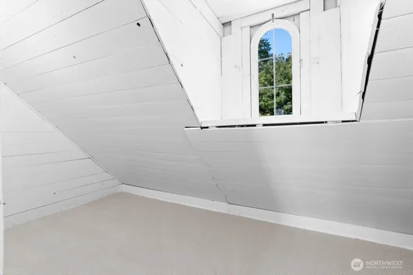 $5,900 | 732 36th Avenue, Seattle, WA 98122