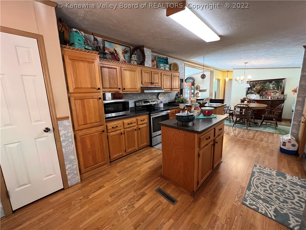 2735 Ripley Road Point Pleasant, WV 25550 - Photo 6 of 49 Gallery Image 6
