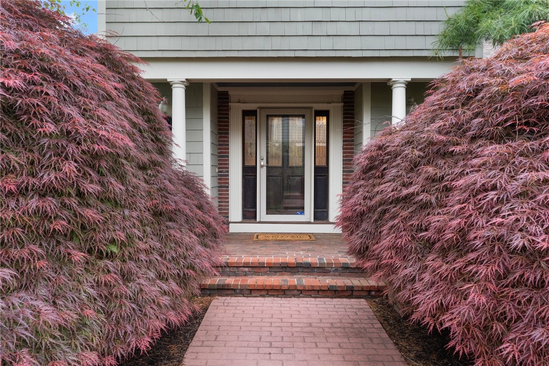 38 Eagle Drive North Kingstown, RI 02852 - Photo 4 of 50