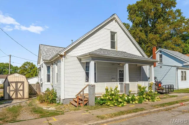 $122,500 | 907 South Jackson Street, Belleville, IL 62220