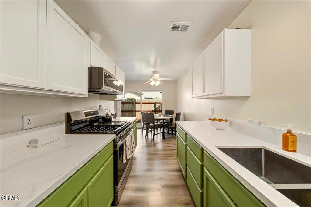 1036 Cheyenne Way Oxnard, CA 93033 - Photo 10 of 20