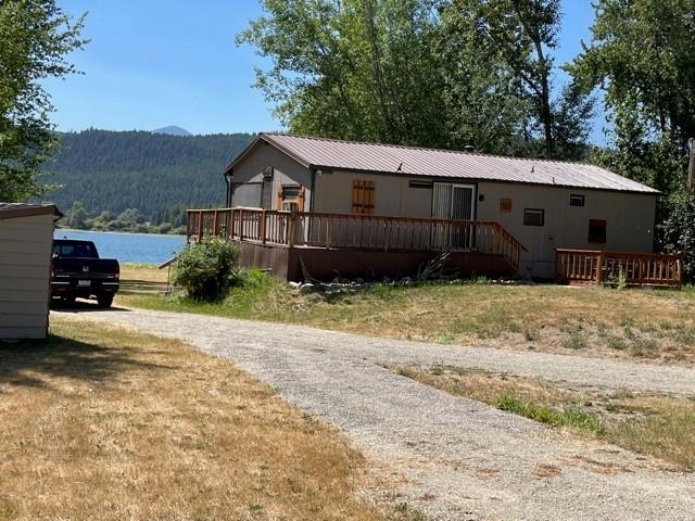 761 Riverbend Loop Road Cusick, WA 99119 - Photo 2 of 24