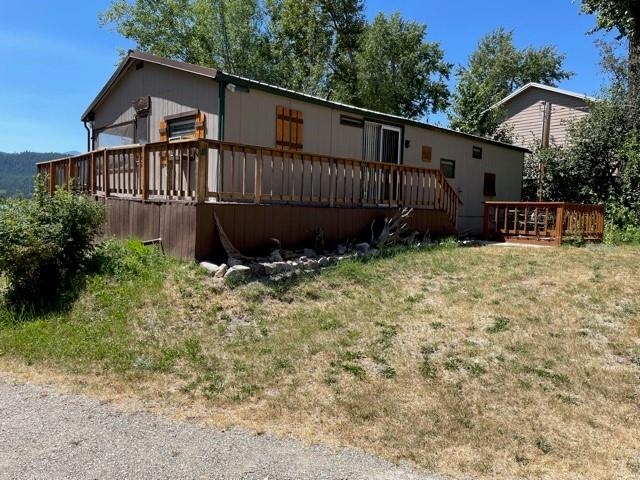 761 Riverbend Loop Road Cusick, WA 99119 - Photo 3 of 24