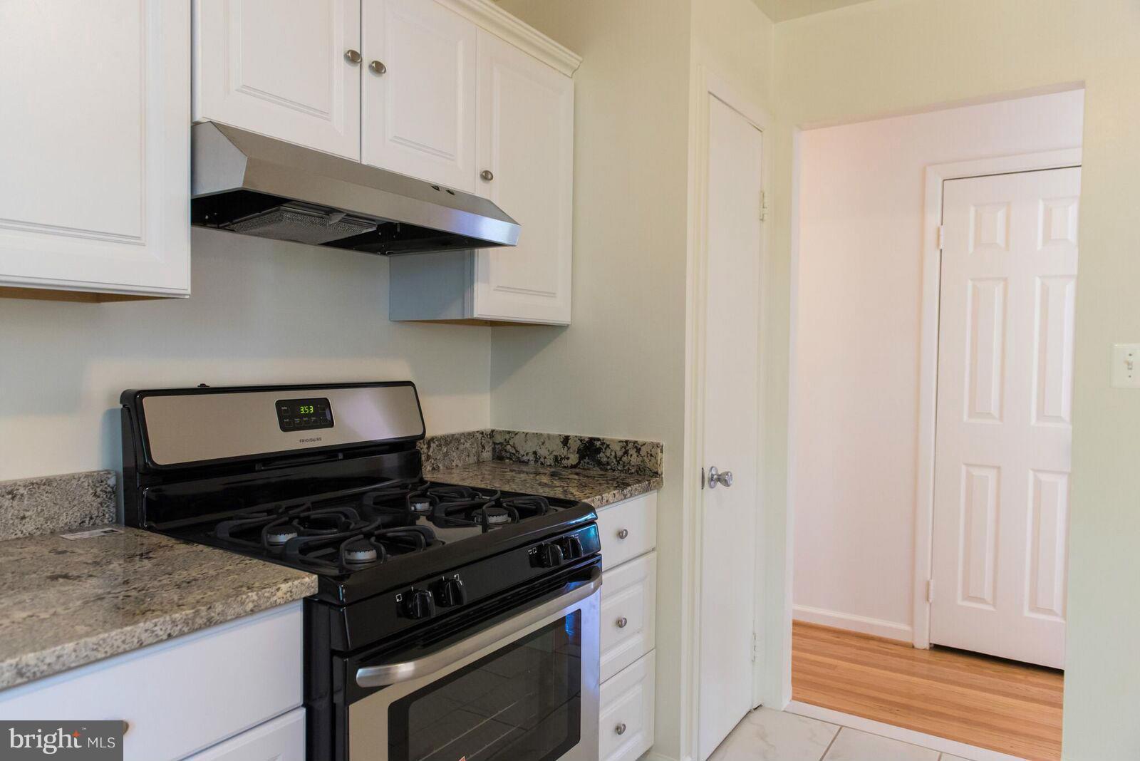 8810 Crandall Road Lanham, MD 20706 - Photo 4 of 30 Kitchen