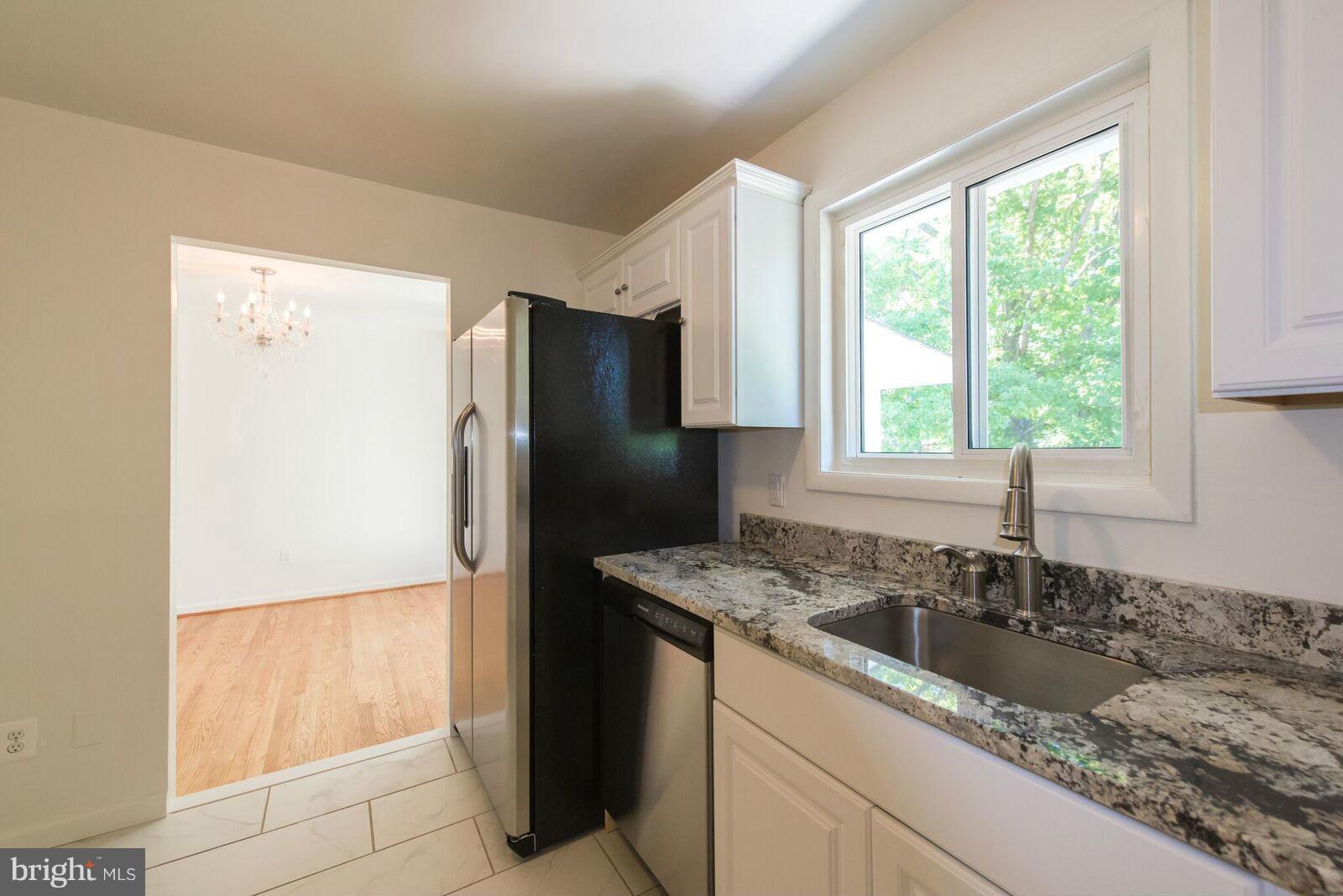 8810 Crandall Road Lanham, MD 20706 - Photo 5 of 30 Kitchen