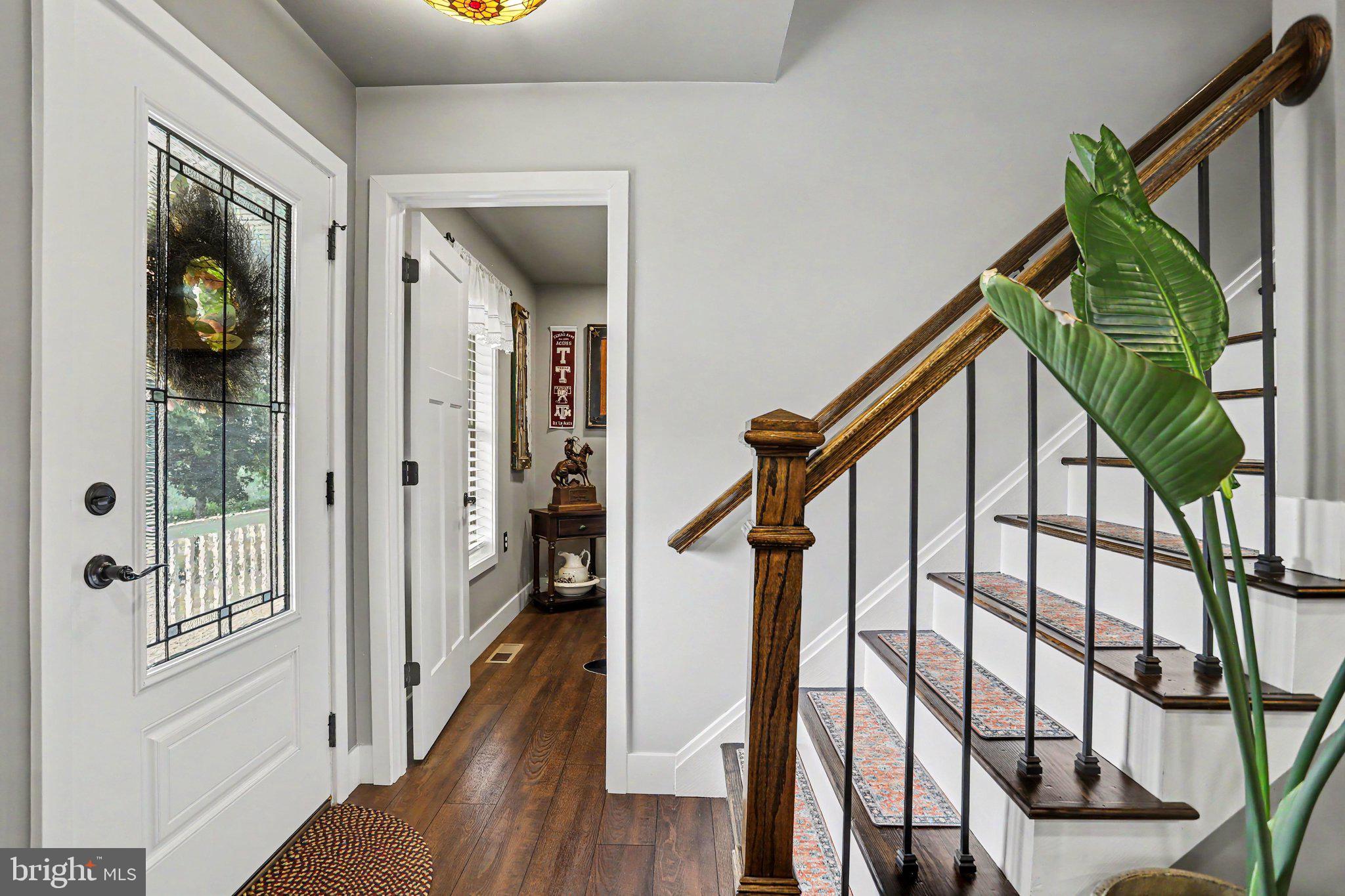 789 Colebrook Road Mount Joy, PA 17552 - Photo 6 of 44