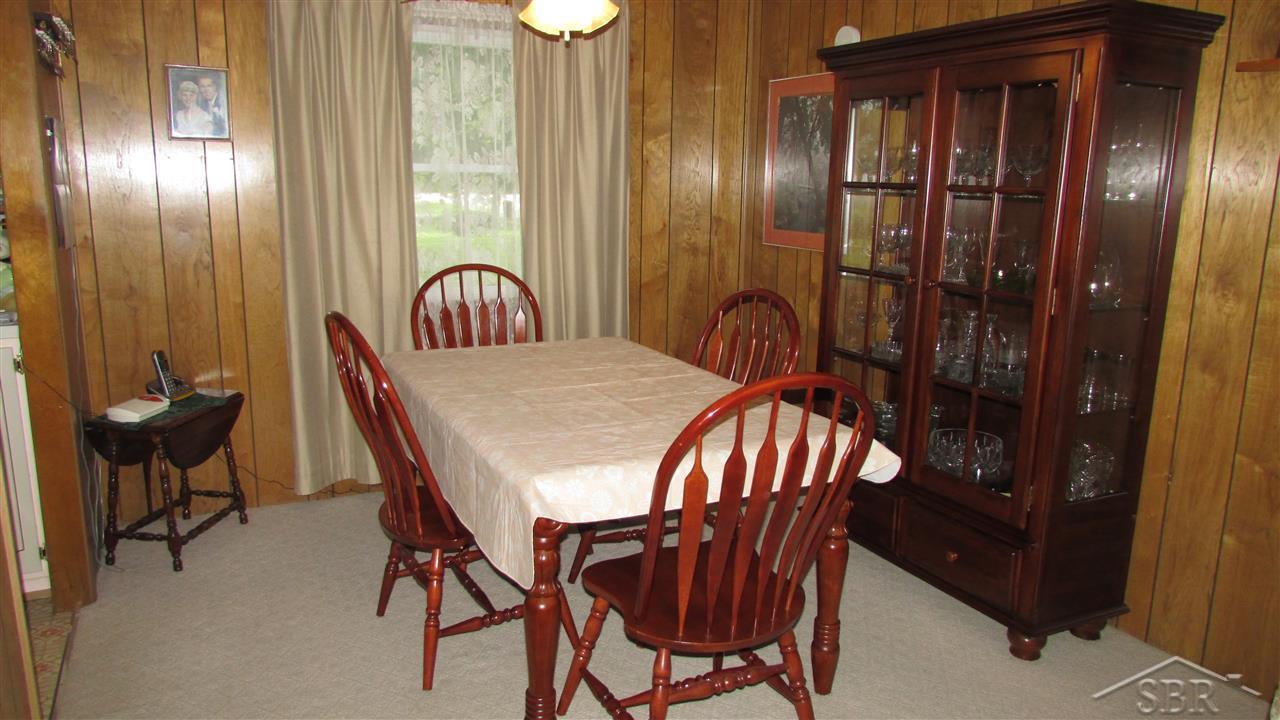 6247 McKinley Road Bridgeport, MI 48722 - Photo 13 of 27 31252057-12.JPG