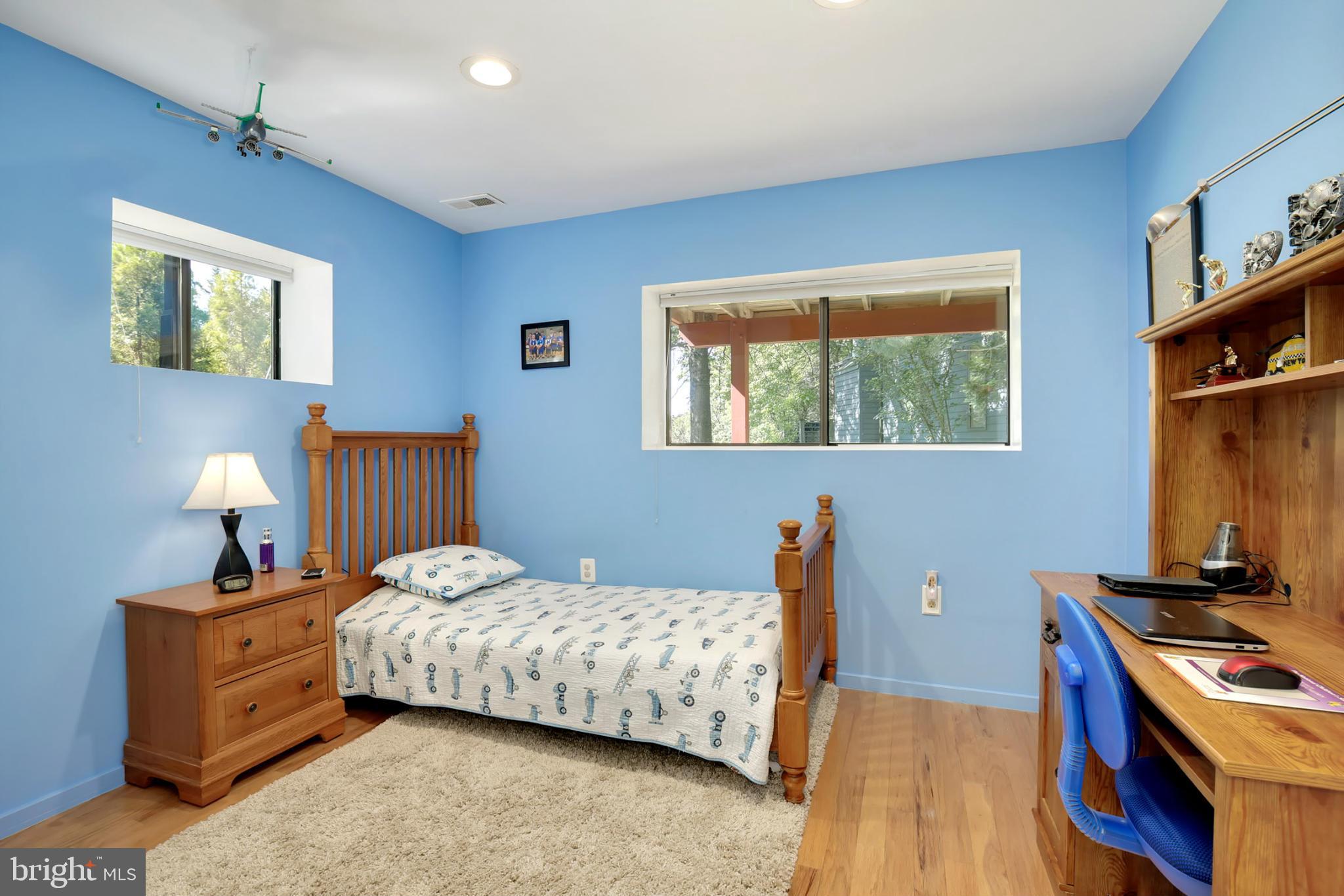 11915 Moss Point Lane Reston, VA 20194 - Photo 2 of 30 Interior (General)