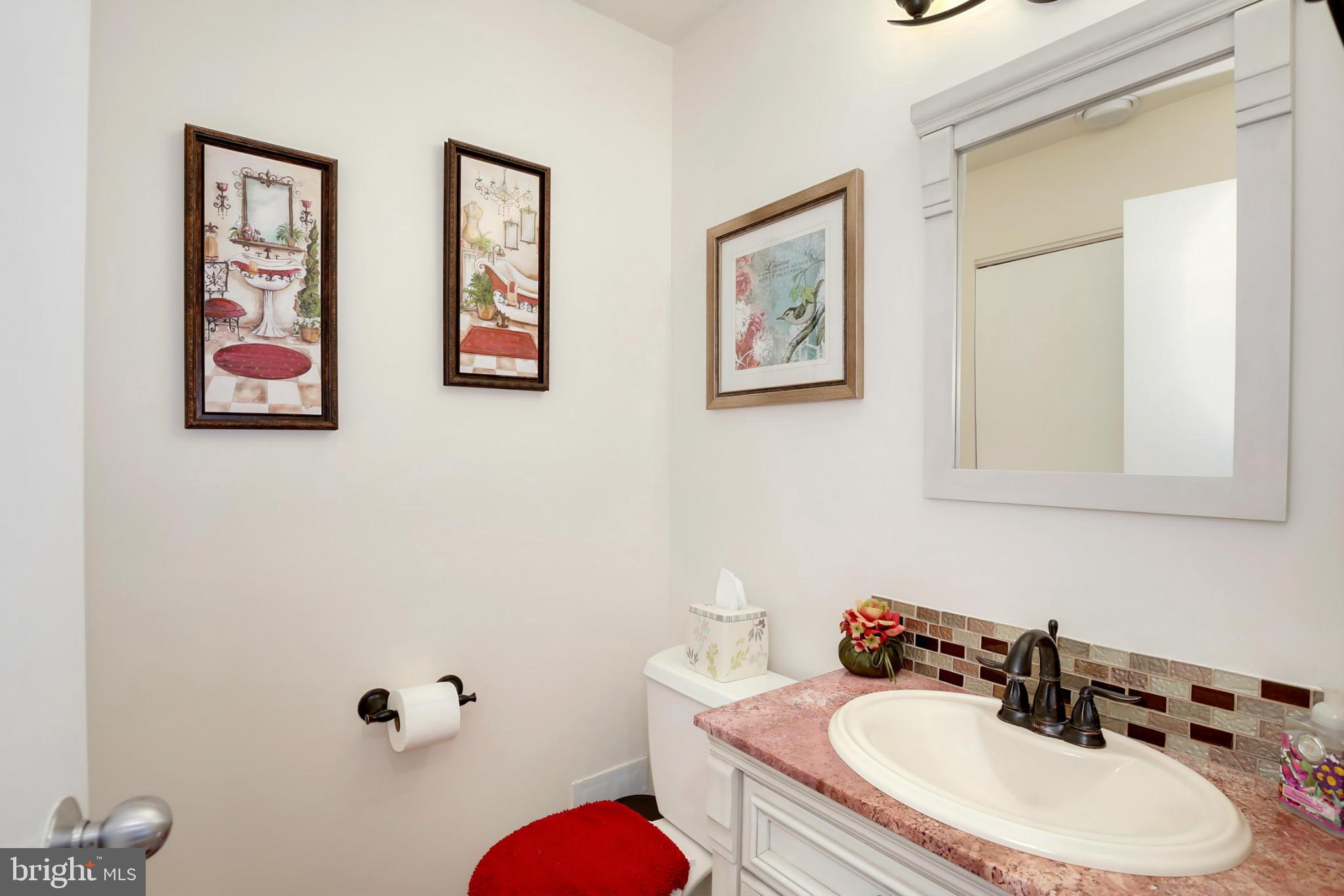 11915 Moss Point Lane Reston, VA 20194 - Photo 17 of 30 Bath