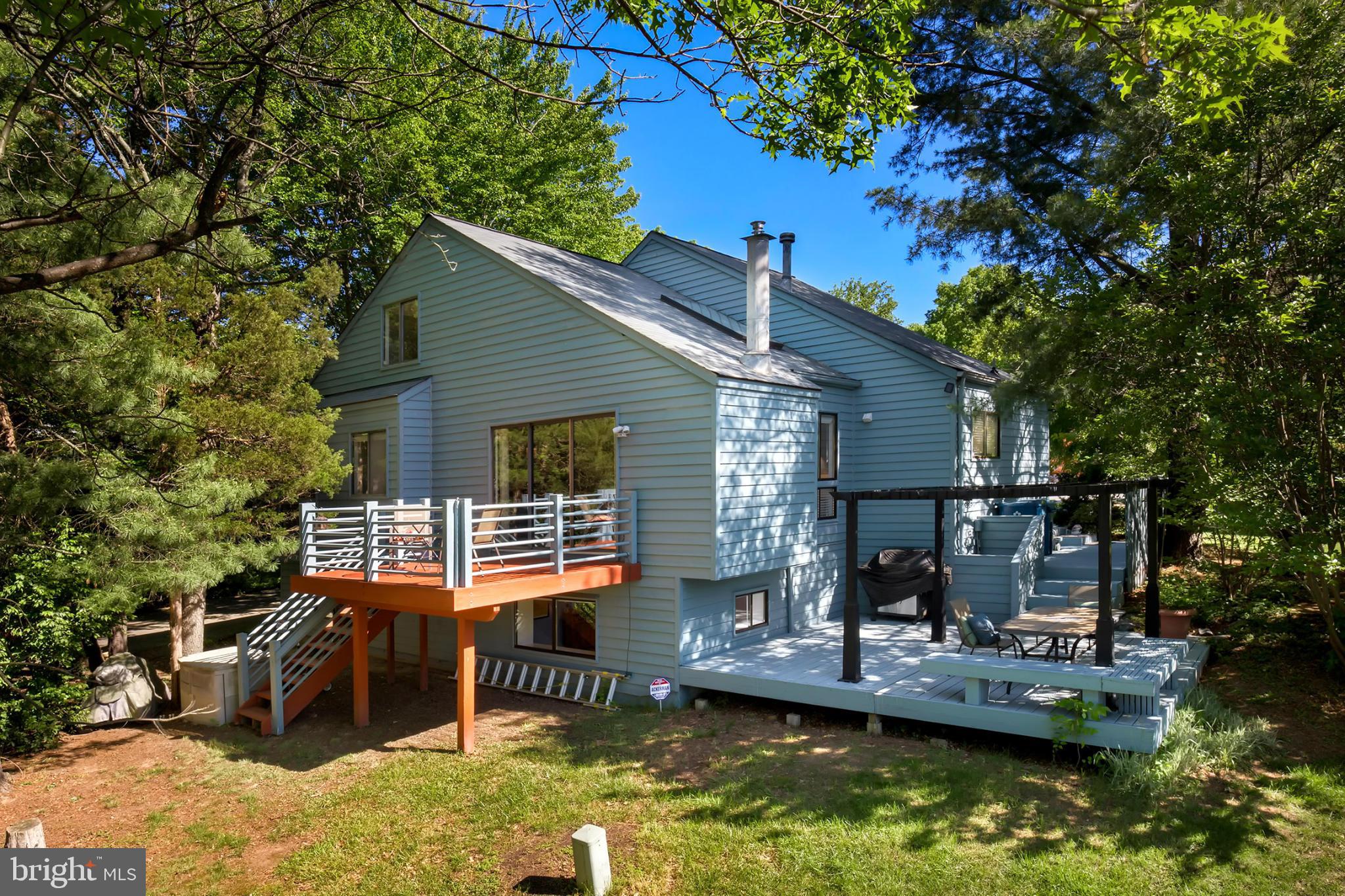 11915 Moss Point Lane Reston, VA 20194 - Photo 30 of 30 Exterior (Rear)