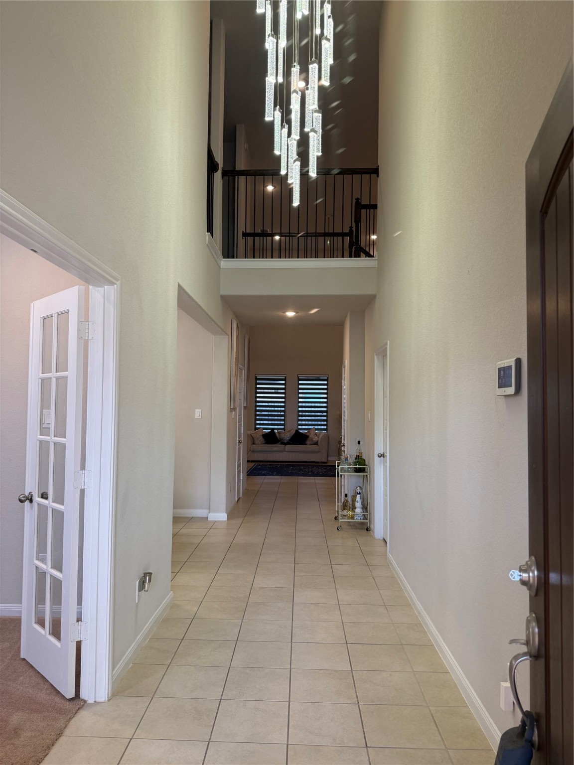 1617 Darwin Cedar Drive Rosharon, TX 77583 - Photo 7 of 27 a view of a hallway with entryway