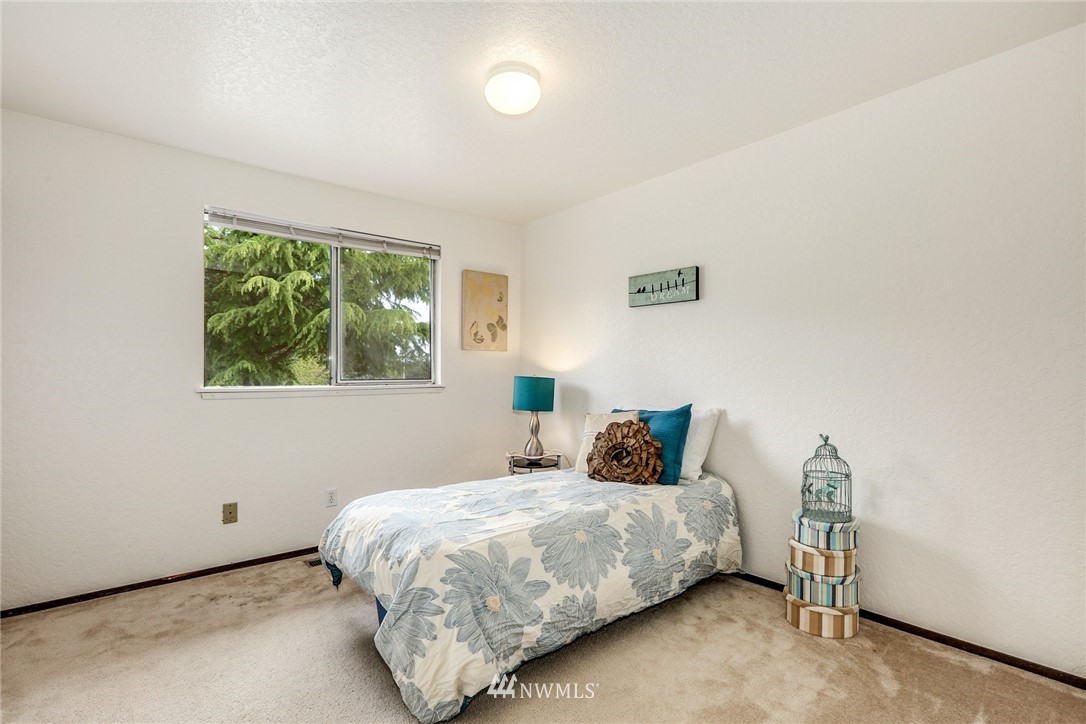 4710 237th Place Southeast Bothell, WA 98021 - Photo 15 of 30