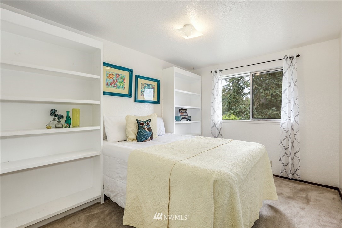 4710 237th Place Southeast Bothell, WA 98021 - Photo 16 of 30