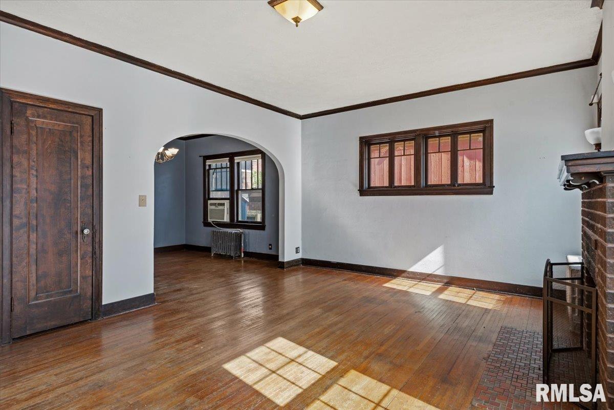 1907 South 5th Street Springfield, IL 62703 - Photo 3 of 24