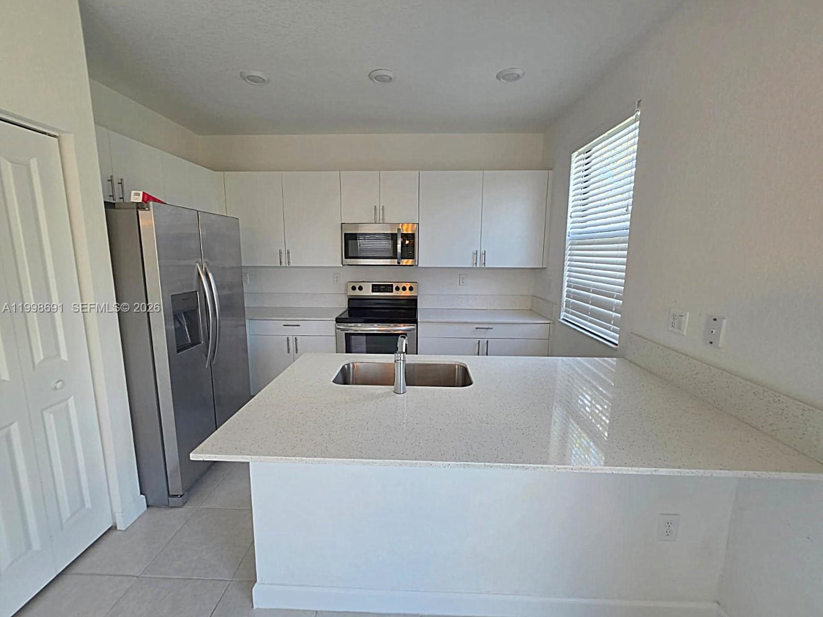 23500 Southwest 129th Path Homestead, FL 33032 - Photo 5 of 18 Gallery Image 5