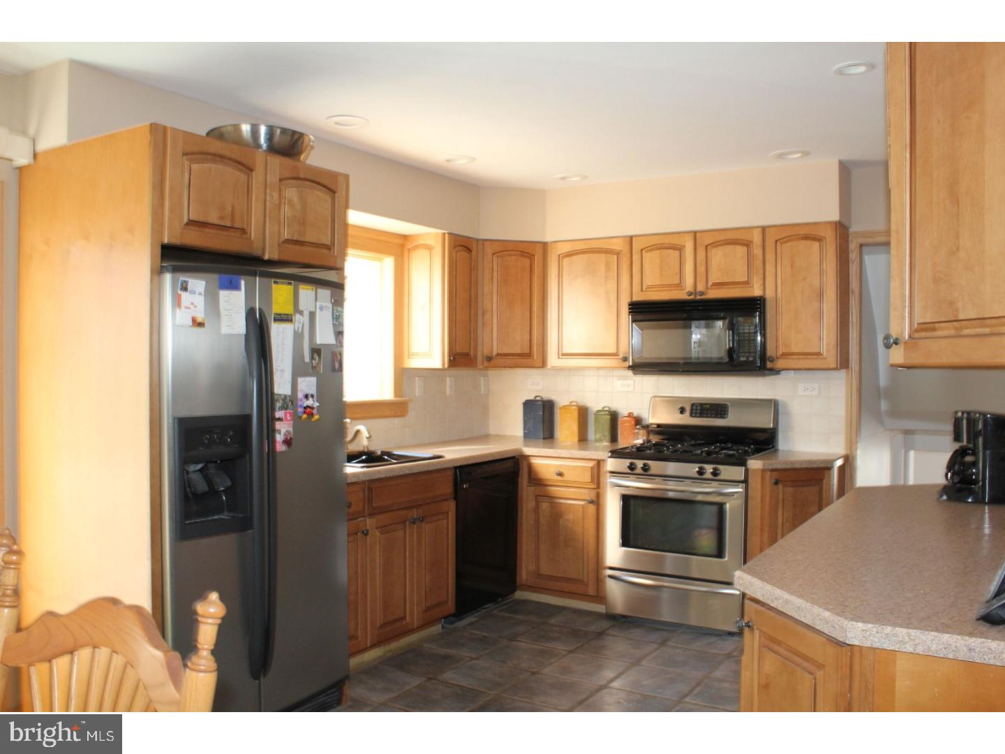 208 Denver Road Paramus, NJ 07652 - Photo 2 of 5 Gallery Image 2