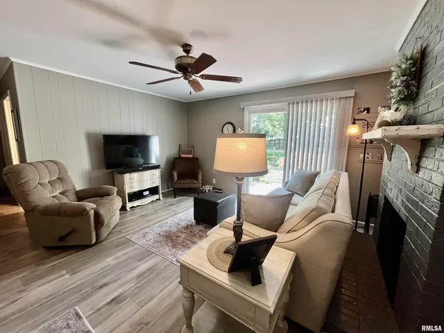 $129,900 | 508 Hillcrest Street, Metropolis, IL 62960