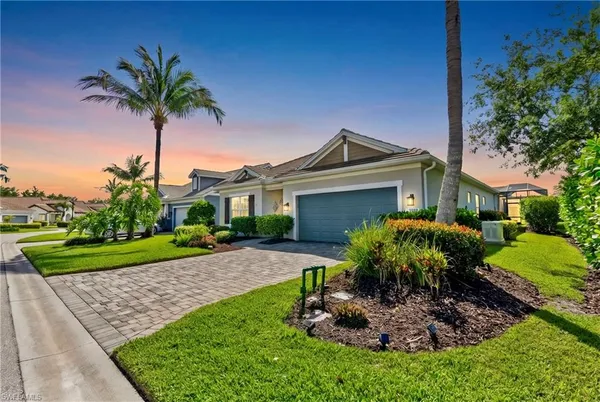 $669,999 | 11509 Grey Egret Circle, Fort Myers, FL 33966