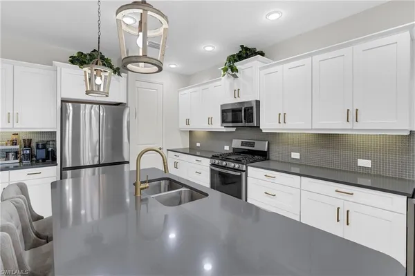 $669,999 | 11509 Grey Egret Circle, Fort Myers, FL 33966