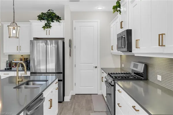 $669,999 | 11509 Grey Egret Circle, Fort Myers, FL 33966