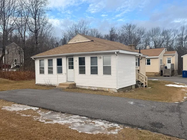 $2,500 | 348 Marshall Street, Leicester, MA 01524