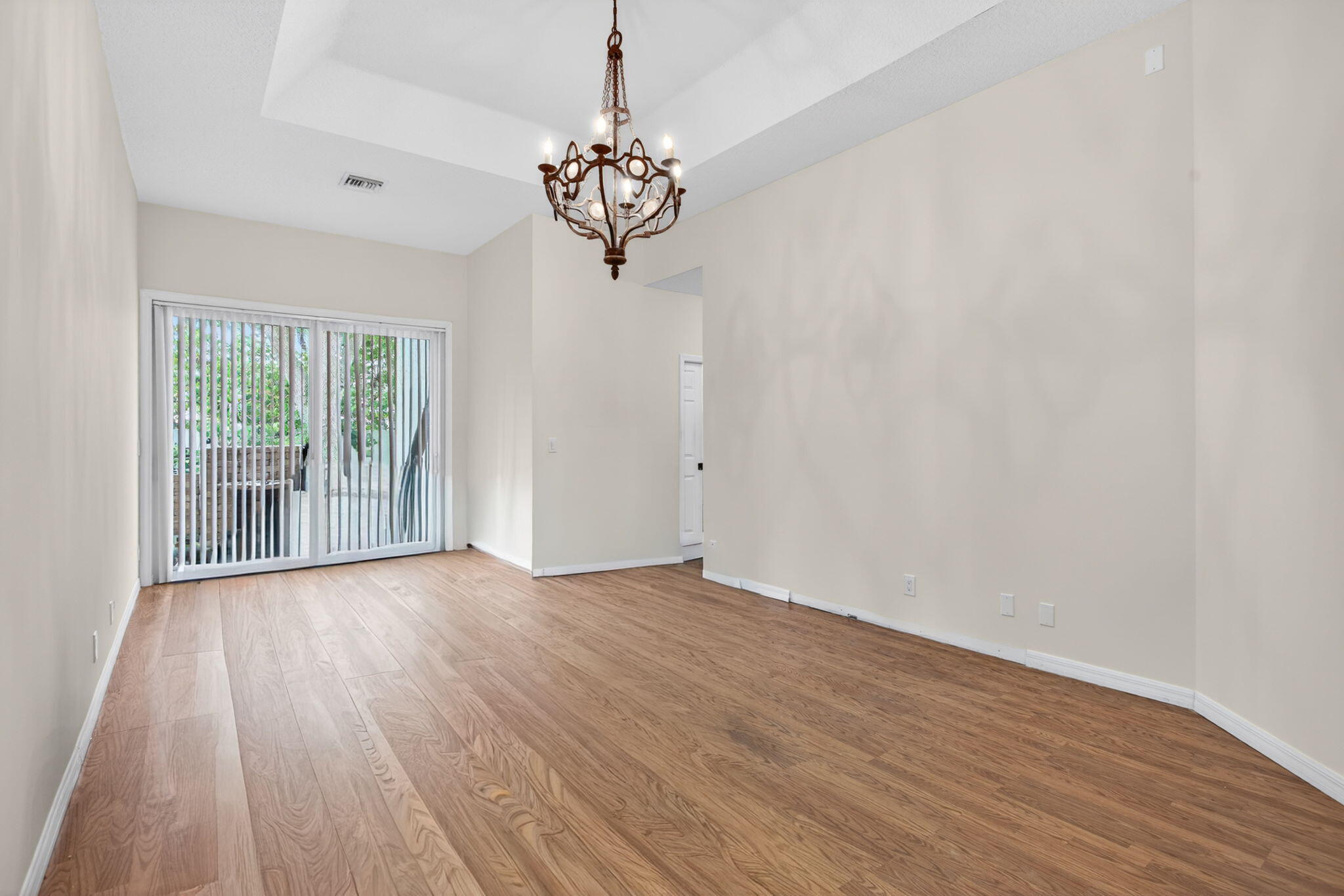 10027 Umberland Place Boca Raton, FL 33428 - Photo 13 of 39 13-web-or-mls-10027-7893