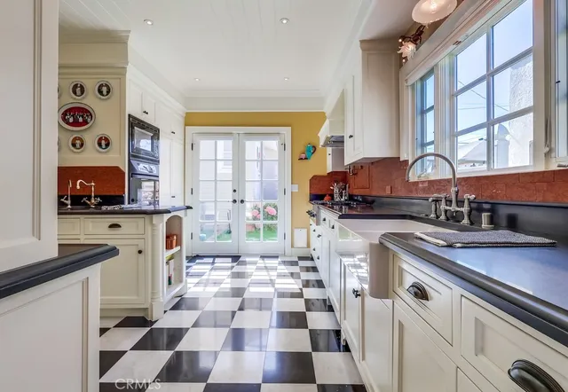 $1,325,000 | 1239 South Patton Avenue, San Pedro, CA 90731