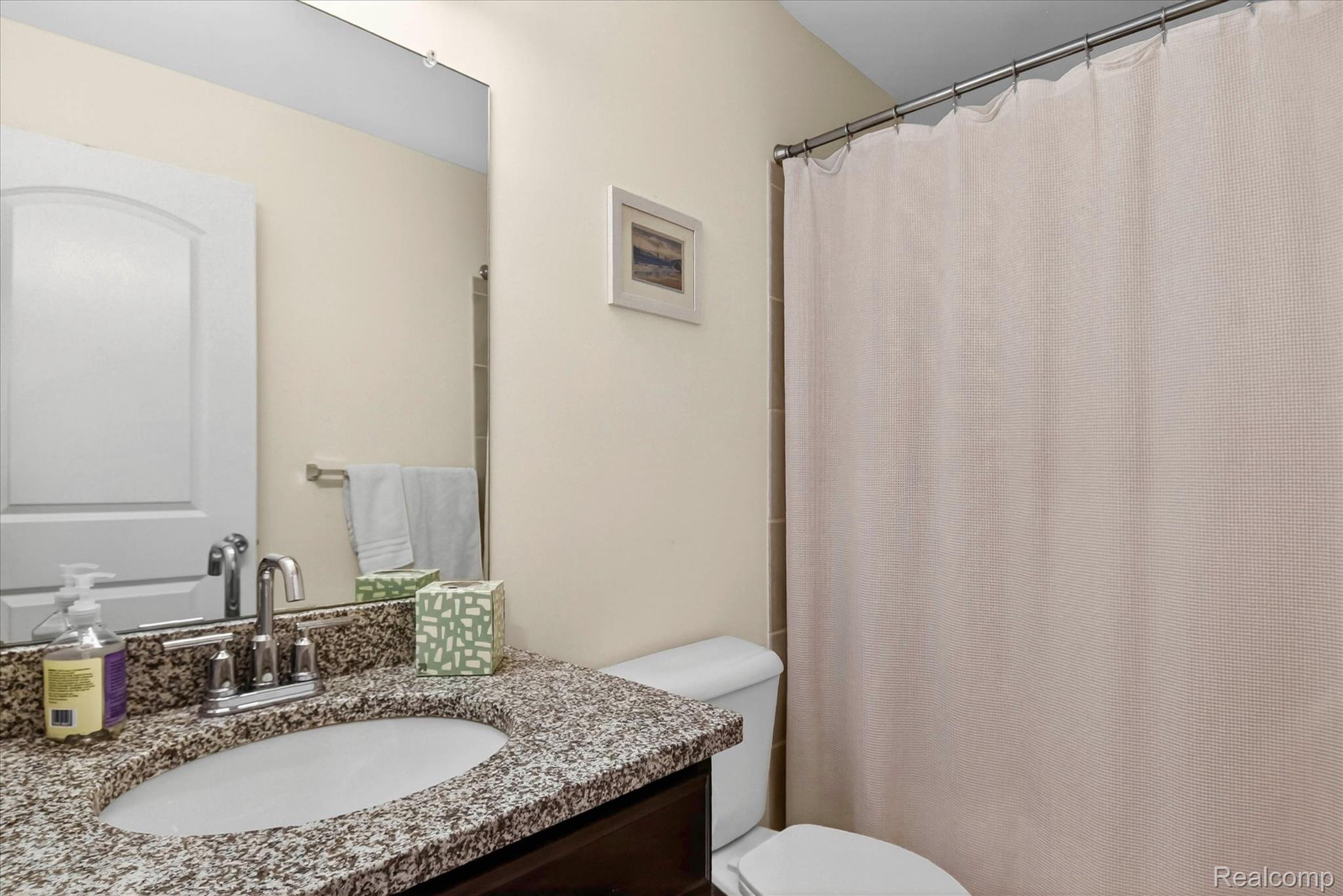 2500 Normandy Road, Unit 2 Royal Oak, MI 48073 - Photo 19 of 35